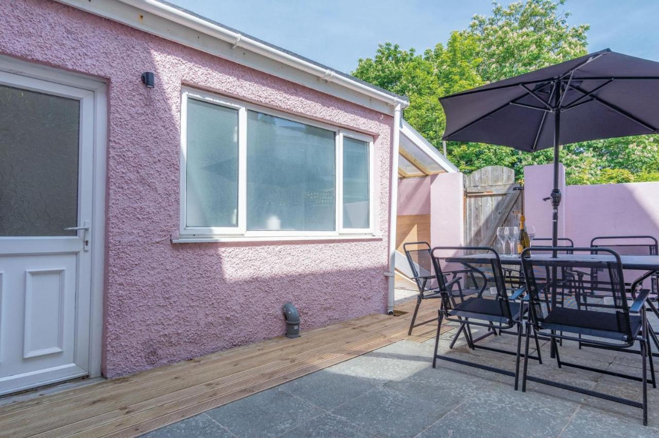 Canol Y Bryn - 3 Bedroom Holiday Home - Tenby Bagian luar foto